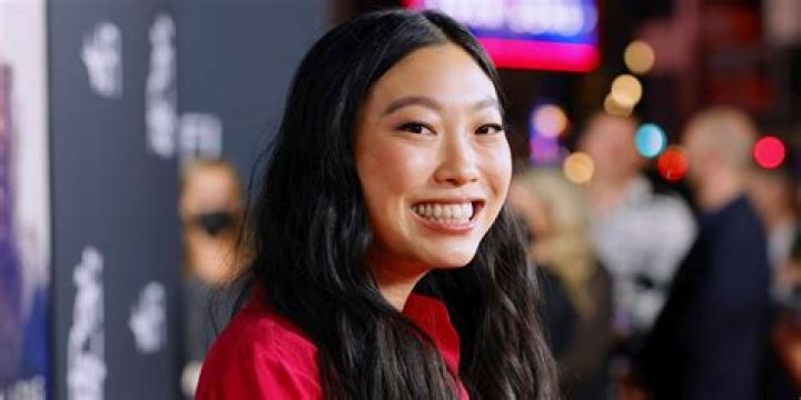 Awkwafina Relationship: A Deep Dive into Her Love Life
