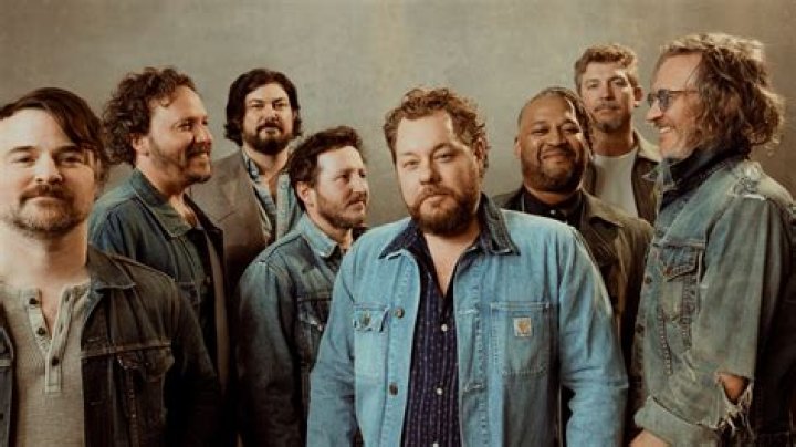 The Ultimate Guide to Nathaniel Rateliff's Height and Weight